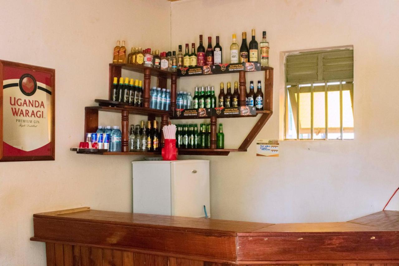Palm world Hotels Mbarara Buitenkant foto