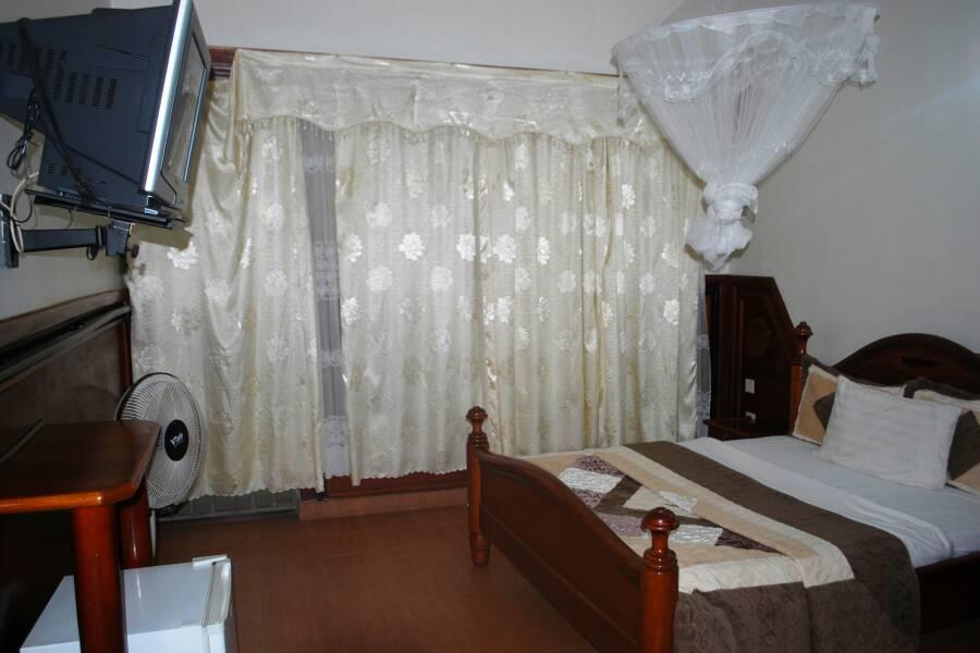Palm world Hotels Mbarara Buitenkant foto