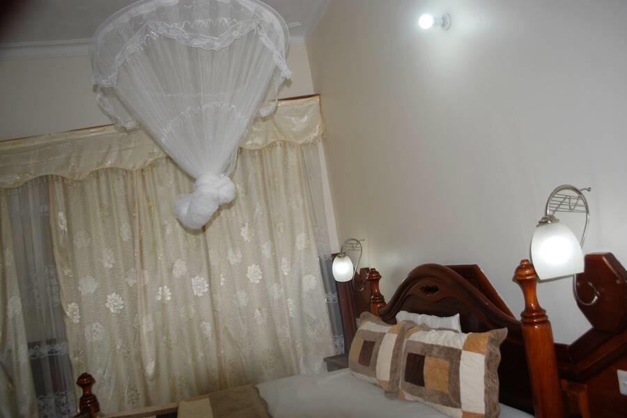 Palm world Hotels Mbarara Buitenkant foto